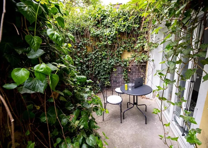 City Hideaway With Terrace